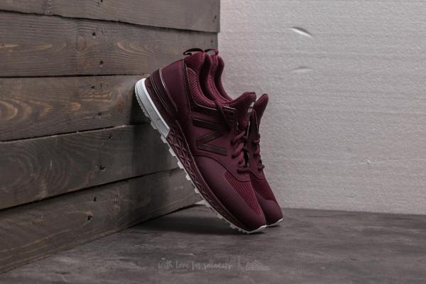 New Balance 574 Maroon