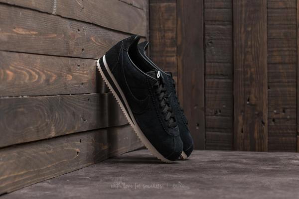 Nike Classic Cortez SE Black/ Black-Summit White
