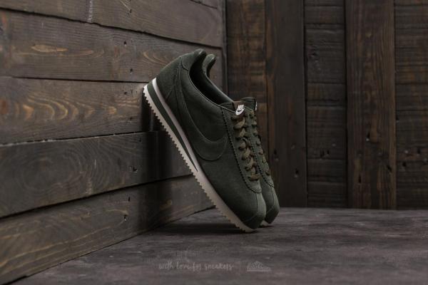 Nike Classic Cortez SE Cargo Khaki/ Cargo Khaki