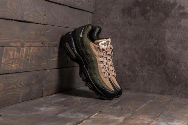 Nike Air Max 95 Essential Black/ White-Sequoia