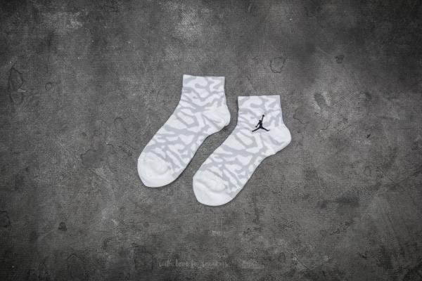 Jordan Elephant Quarter Socks White/ Black