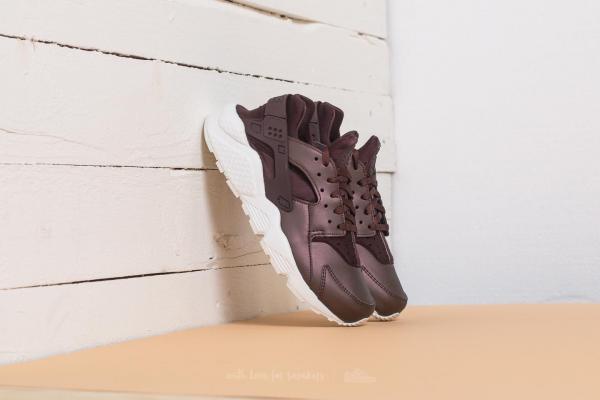 Nike Wmns Air Huarache Run Premium TXT Mahogany/ Metallic Mahogany