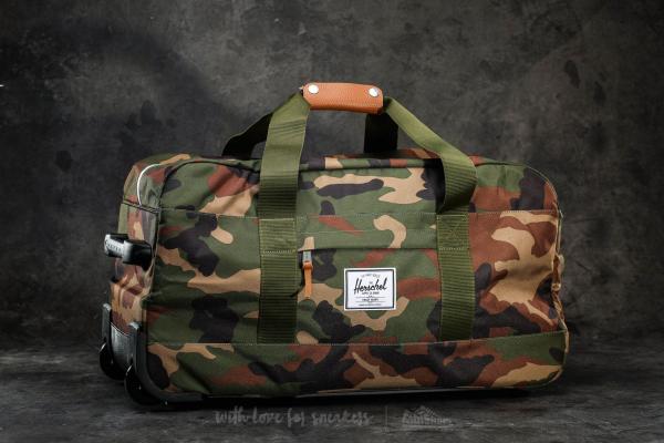 Herschel Supply Co. Wheelie Outfitter Travel Bag Woodland Camo