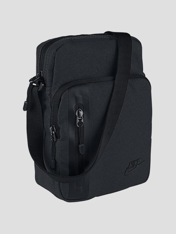Taška Nike NK TECH SMALL ITEMS Černá