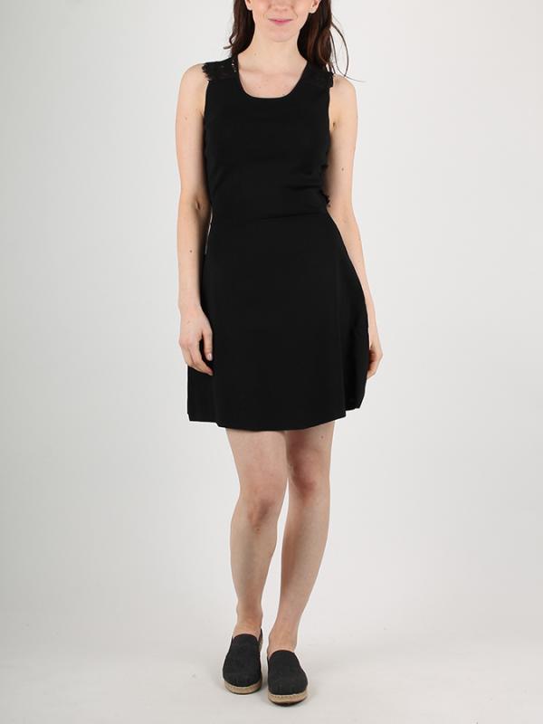 Šaty Superdry ALINA LACE KNITTED DRESS Černá