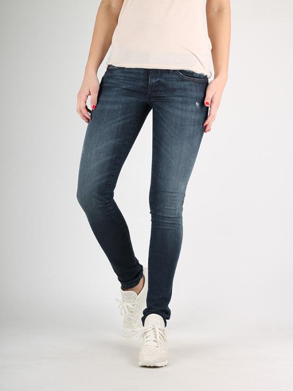 Džíny Diesel SKINZEE-LOW L.32 PANTALONI Modrá