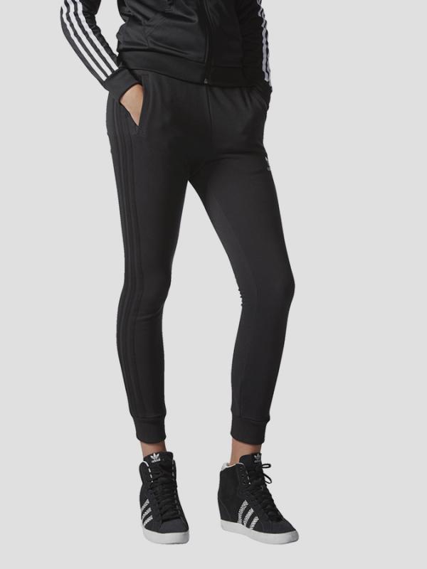 Tepláky adidas Originals SLIM TP CUF Černá