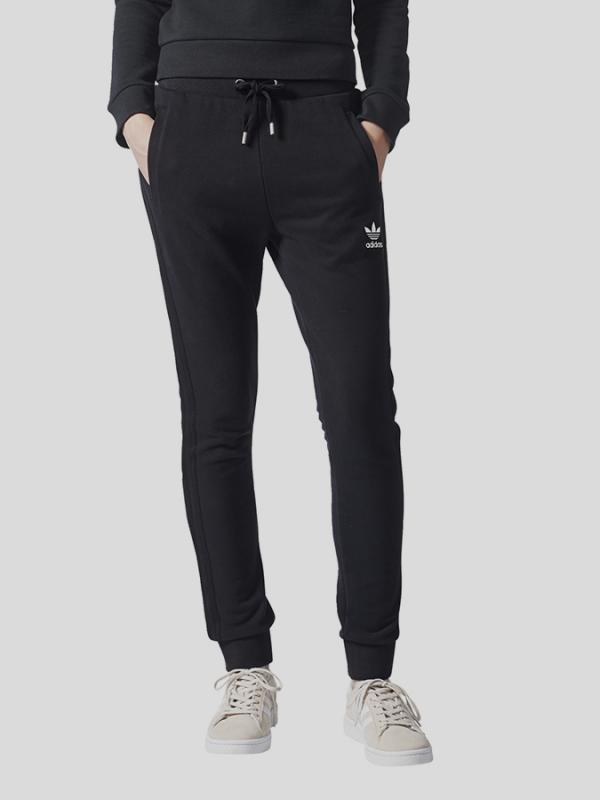Tepláky adidas Originals SLIM TP CUF Černá