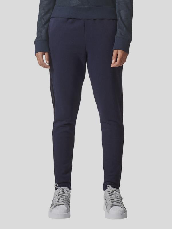 Tepláky adidas Originals LOW CROTCH TP Modrá