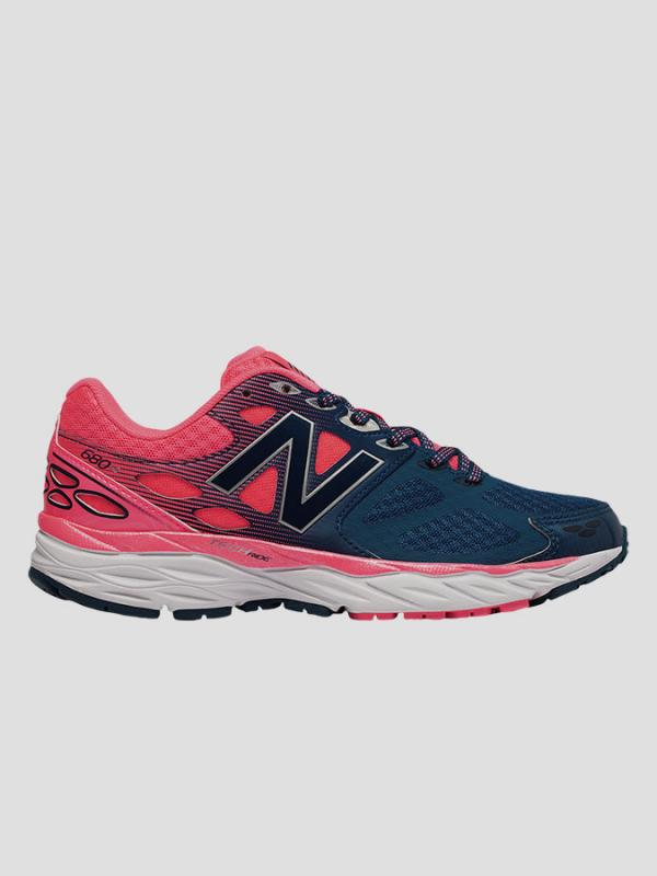 Boty New Balance W680RG3 Barevná