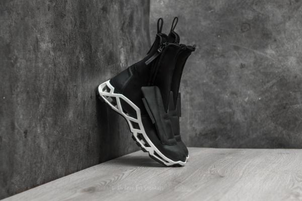 Cinzia Araia Gummy+Osaka Nero BKM Black/ White