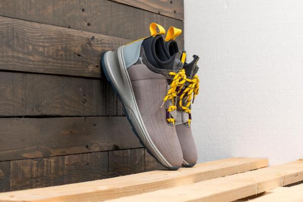 Filling Pieces Trace Shark Runner Desect Light Grey
