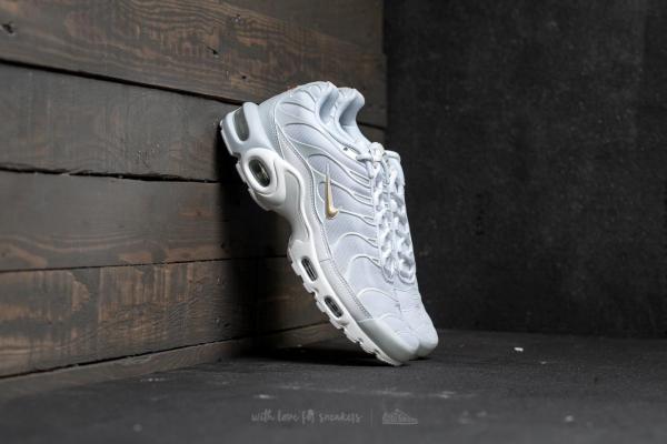 Nike Air Max Plus Pure Platinum/ Metallic Gold