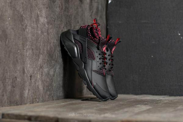 Nike Air Huarache Run Ultra SE Black/ Solar Red-Black