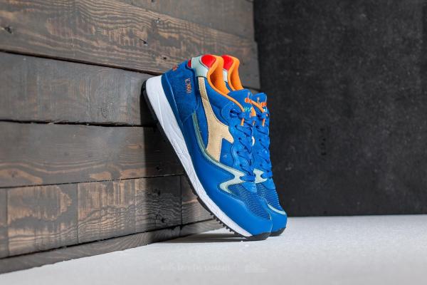 Diadora V7000 Amaro True Blue