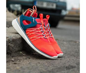 Nike WMNS Free Viritous Bright Crimson/Blue Legend/Elm Sail