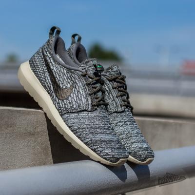 Nike Flyknit Rosherun Wolf Grey/ Sequoia River Rock