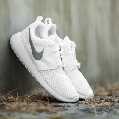Wmns Nike Roshe One BR White/ Metallic Platinum