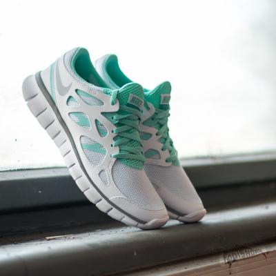 Wmns Nike Free Run 2 EXT White/ Wolf Grey-Artsn TL-White