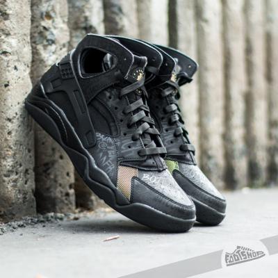 Nike Air Flight Huarache Premium QS Black/ Black-Metallic Gold