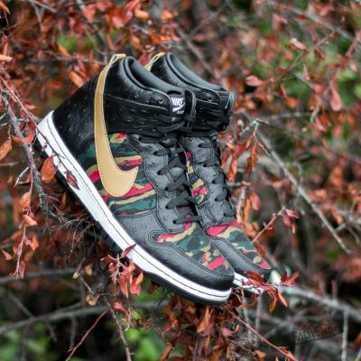 Nike Dunk Comfort Premium QS Black/ Gold Hyper Red