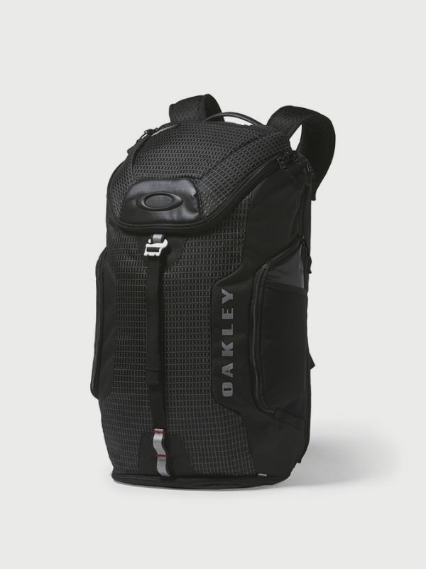 Batoh Oakley Link Pack Jet Black Černá