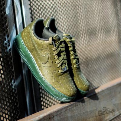 Nike WMNS Air Force 1 ´07 FW QS Rough Green