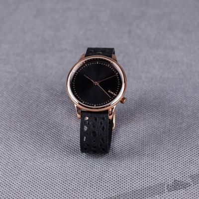 Komono Estelle Cutout Black Rose
