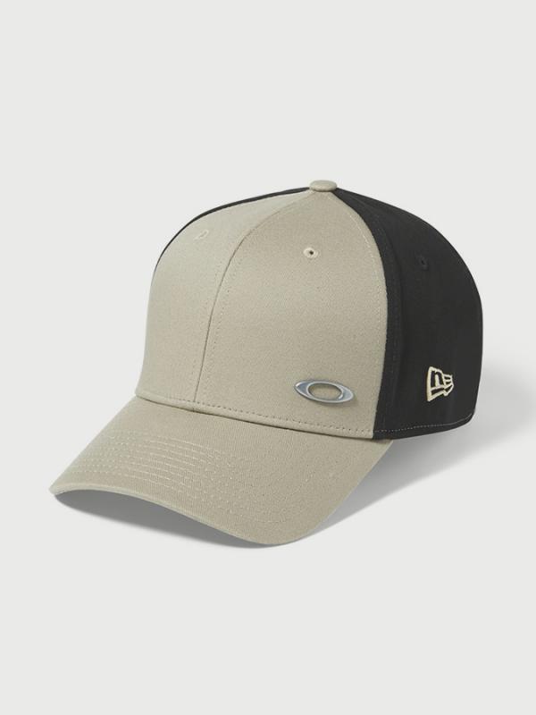 Kšiltovka Oakley Tinfoil Cap Barevná