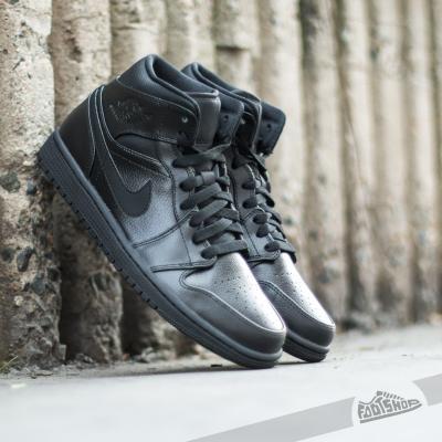 Air Jordan 1 Mid Black/Black-Black
