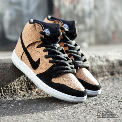 Nike Dunk High Premium SB Black/Black-Hazelnut-White