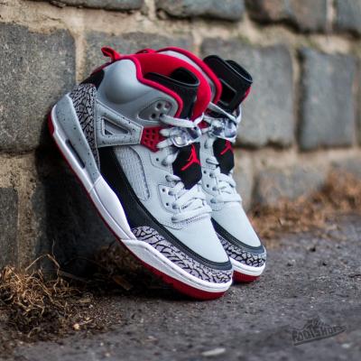 Jordan Spizike BG Wolf Grey/Gym Red/Black