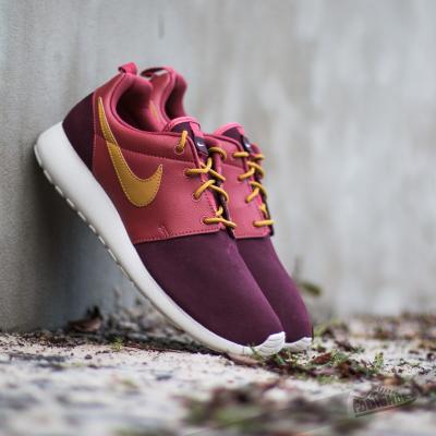 Nike Rosherun Premium Cedar/Bronzine