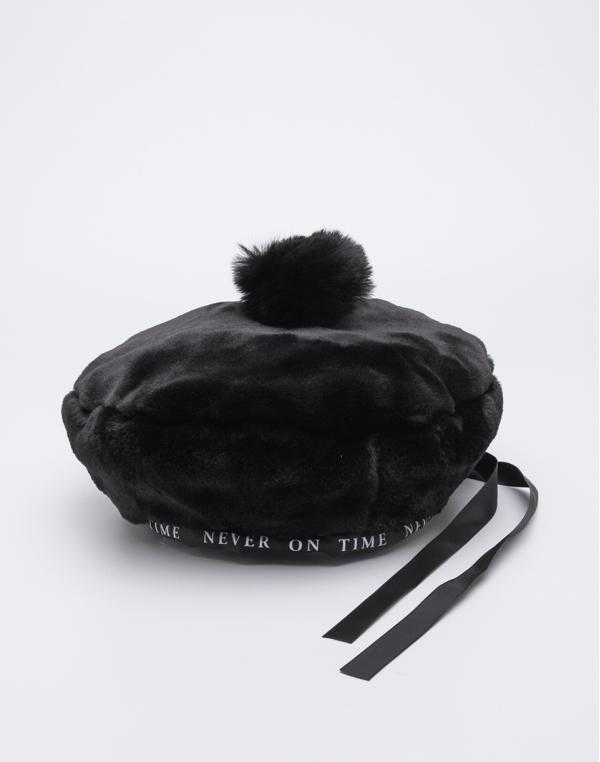 Lazy Oaf Never On Time Black