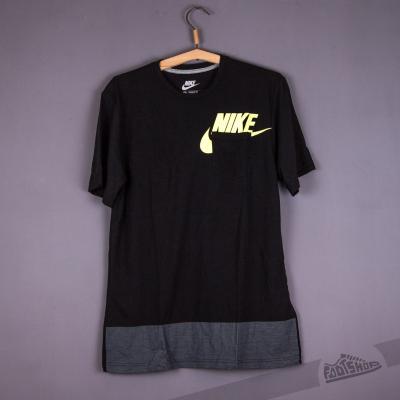 Nike Tee-Futura Tech Black