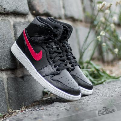 Air Jordan 1 Retro High Black/ Gym Red-Black-White