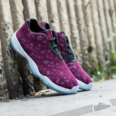 Air Jordan Future Low Bordeaux/ Black-Gym Red-White