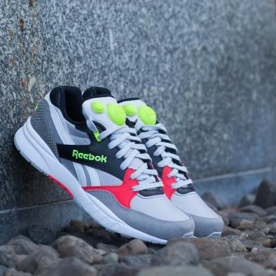 Reebok Pump Infinity Runner Grap Steel/Carbon/Cherry/White