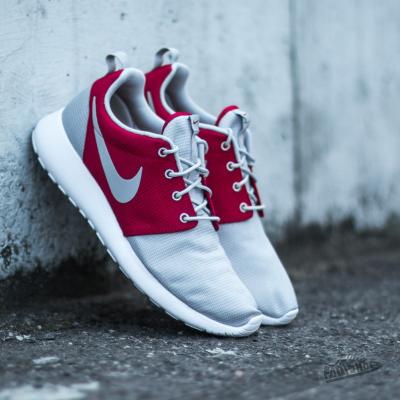 Nike Rosherun Wolf Grey/Wolf Grey-Gym Red-White