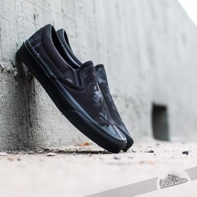 Vans U Classic Slip-On (Star Wars) Darth Vader