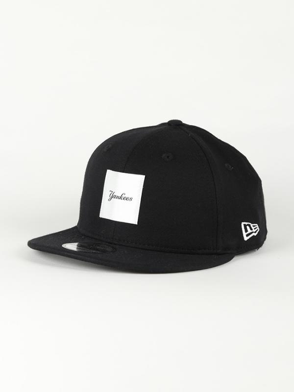 Kšiltovka New Era 950 MLB Satin Patch NEYYAN Černá
