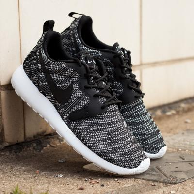Nike WMNS Rosherun KJCRD White/Black