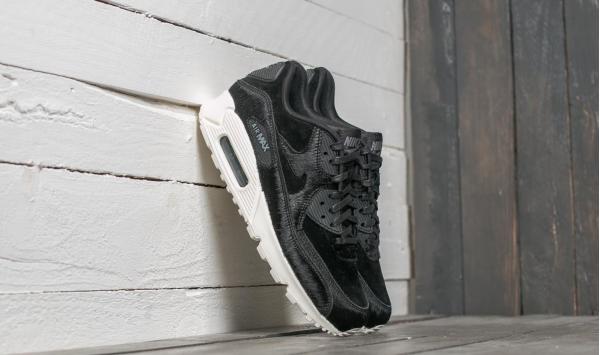 Nike W Air Max 90 LX Black/ Black/ Dark Grey/ Sail