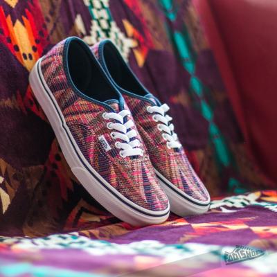 Vans Authentic Woven Chevron Pink/ True White