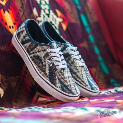 Vans Authentic Woven Chevron Dress/ True White
