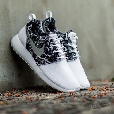 Nike Wmns Roshe One Print White/Metallic Silver/Black
