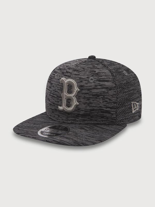 Kšiltovka New Era 950 fit 9fifty Eng BOSRED Engineered Fit Šedá