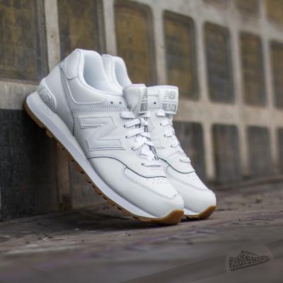 New Balance NB574BAA