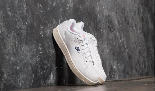 Nike Grandstand II White/ Navy/ Sail - Arctic Punch