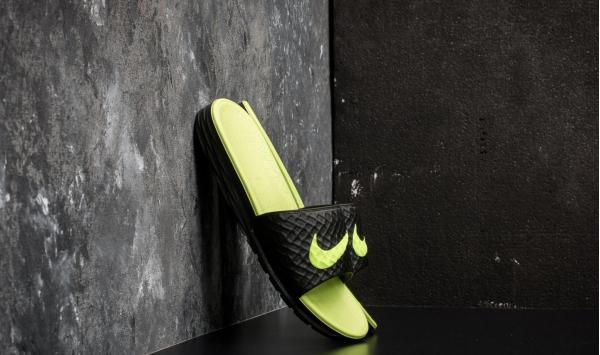 Nike Benassi Solarsoft Black/ Volt